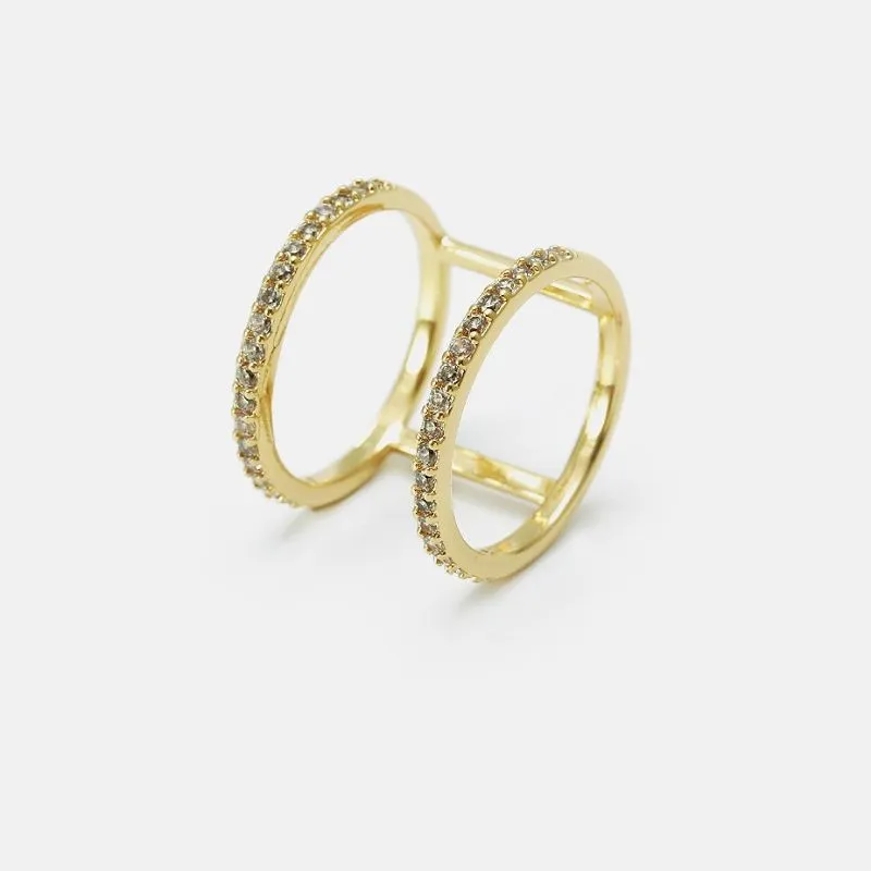 Auksuotas mados žiedas moterims