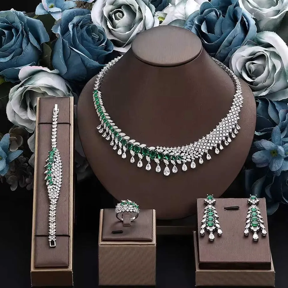 Saudo Arabijos vestuvinių papuošalų rinkiniai